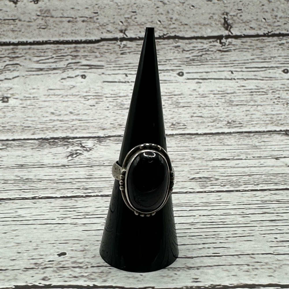 Elegant Amethyst and Silver Ring